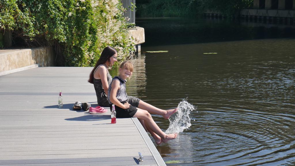 The Riverside Spalding Exteriör bild